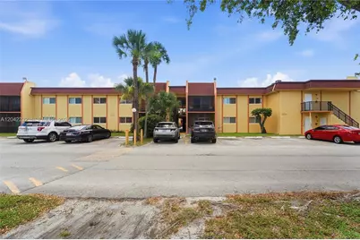 2974 NW 55th Ave #2B, Lauderhill, FL 33313 - Photo 1