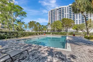 11111 Biscayne Blvd, Miami, FL 33181 - Photo 3