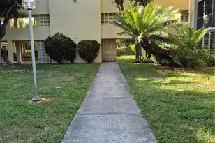 942 NE 199th St, Miami, FL 33179 - Photo 3
