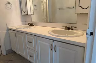 [Address not provided], North Miami Beach, FL 33160 - Photo 13