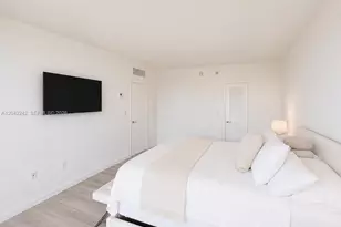 10275 Collins Ave, Bal Harbour, FL 33154 - Photo 13