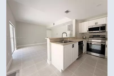 11242 SW 244th Ter, Homestead, FL 33032 - Photo 9