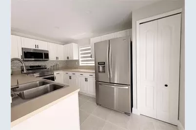 11242 SW 244th Ter, Homestead, FL 33032 - Photo 11