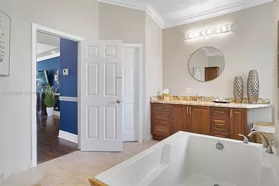 6807 NW 66th Way, Parkland, FL 33067 - Photo 23