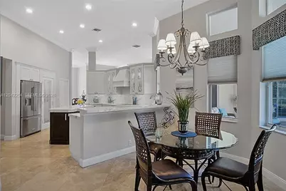 6807 NW 66th Way, Parkland, FL 33067 - Photo 9