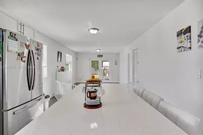 11940 SW 212th St, Miami, FL 33177 - Photo 7