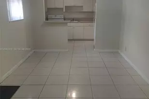 844 SW 10th St, Hallandale Beach, FL 33009 - Photo 3