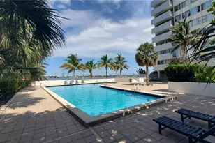 7545 E Treasure Dr, North Bay Village, FL 33141 - Photo 49