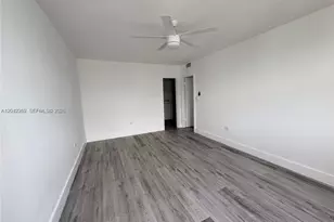 7545 E Treasure Dr, North Bay Village, FL 33141 - Photo 21