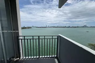 7545 E Treasure Dr, North Bay Village, FL 33141 - Photo 5