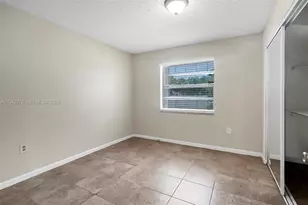 681 Thornridge Ave, Davie, FL 33325 - Photo 15