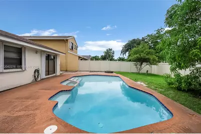 681 Thornridge Ave, Davie, FL 33325 - Photo 33