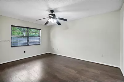 681 Thornridge Ave, Davie, FL 33325 - Photo 17