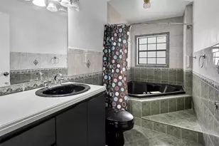 681 Thornridge Ave, Davie, FL 33325 - Photo 21