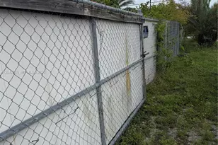 16225 NE 2nd Ave, Miami, FL 33162 - Photo 3