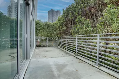 1600 SW 1st Ave #TH-09, Miami, FL 33129 - Photo 5
