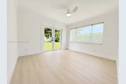 9602 NW 80th Pl, Tamarac, FL 33321 - Photo 13