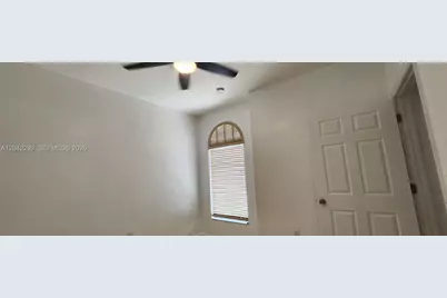 10949 SW 181 Te #0, Miami, FL 33157 - Photo 9