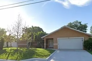 1925 SE Floresta Dr, Port Saint Lucie, FL 34983 - Photo 1