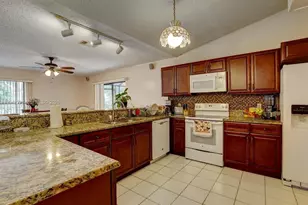 1925 SE Floresta Dr, Port Saint Lucie, FL 34983 - Photo 13