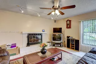1925 SE Floresta Dr, Port Saint Lucie, FL 34983 - Photo 15