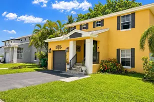 5788 Woodland Point Dr, Tamarac, FL 33319 - Photo 1