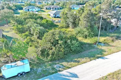 394 Palencia Ave, Lehigh Acres, FL 33974 - Photo 3