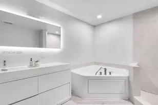 3029 NE 188th St, Aventura, FL 33180 - Photo 15