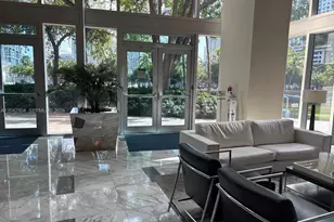 185 SW 7th St, Miami, FL 33130 - Photo 3