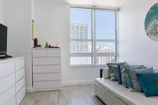 950 Brickell Bay Dr, Miami, FL 33131 - Photo 19