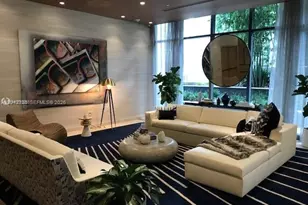 55 SW 9th St, Miami, FL 33130 - Photo 17