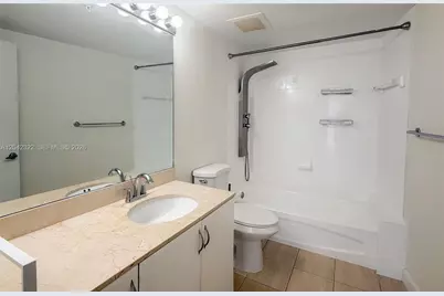 1750 N Bayshore Dr #1814, Miami, FL 33132 - Photo 15