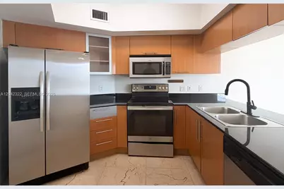 1750 N Bayshore Dr #1814, Miami, FL 33132 - Photo 23
