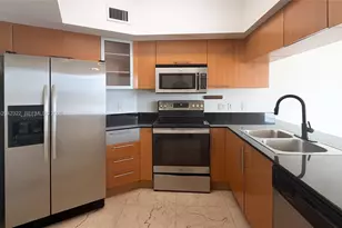 1750 N Bayshore Dr, Miami, FL 33132 - Photo 23