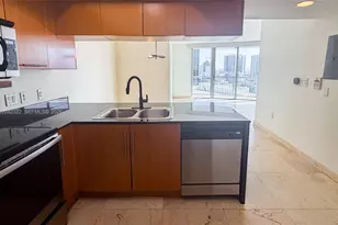 1750 N Bayshore Dr, Miami, FL 33132 - Photo 7