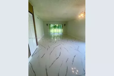403 Lakeview Dr #106, Weston, FL 33326 - Photo 3