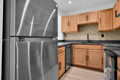 9301 SW 92nd Ave #A302, Miami, FL 33176 - Photo 15