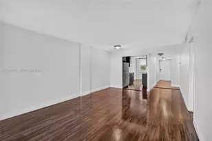 250 Jacaranda Dr, Plantation, FL 33324 - Photo 15