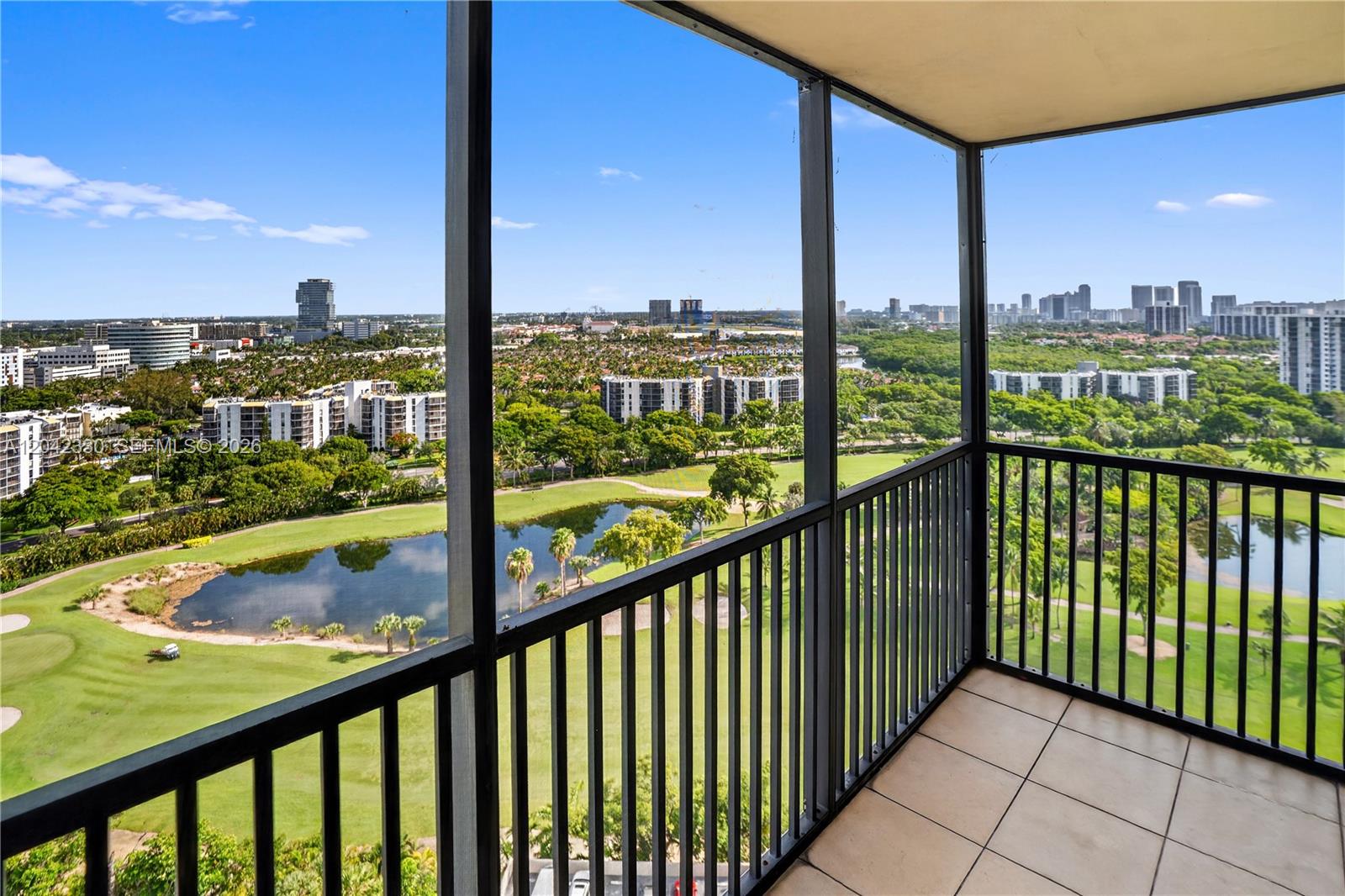 20301 W Country Club Dr #2122 - 20301 W Country Club Dr #2122, Aventura, FL 33180 Luxury Property | Jose Angel Pina