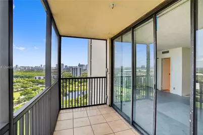 20301 W Country Club Dr #2122, Aventura, FL 33180 - Photo 29