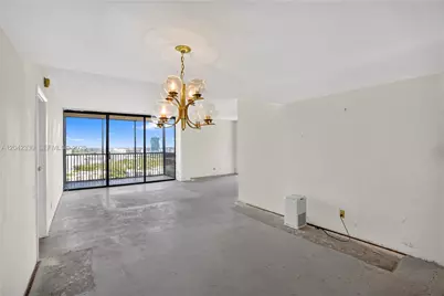 20301 W Country Club Dr #2122, Aventura, FL 33180 - Photo 15