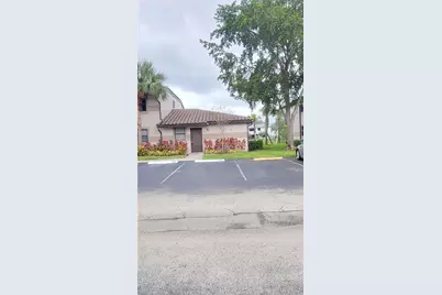9877 Nob Hill Ln #9877, Sunrise, FL 33351 - Photo 5