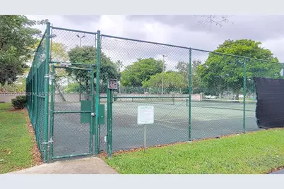 9877 Nob Hill Ln #9877, Sunrise, FL 33351 - Photo 35