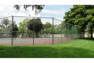 9877 Nob Hill Ln, Sunrise, FL 33351 - Photo 29