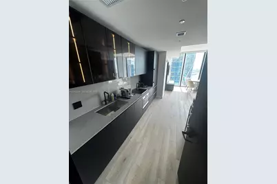 20 NE 11th St #4604, Miami, FL 33132 - Photo 9
