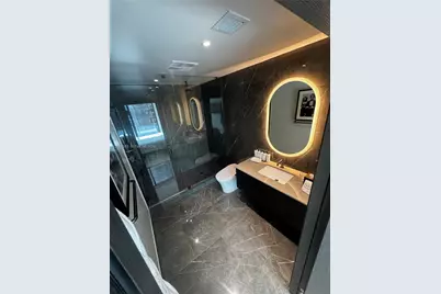 20 NE 11th St #4604, Miami, FL 33132 - Photo 17