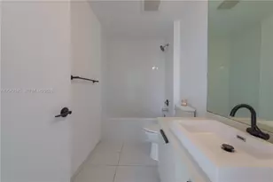 151 SE 1st St, Miami, FL 33131 - Photo 19