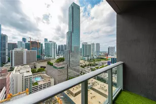 151 SE 1st St, Miami, FL 33131 - Photo 17