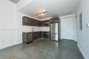 151 SE 1st St, Miami, FL 33131 - Photo 7