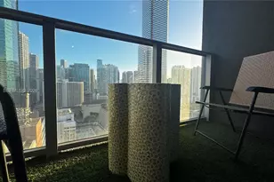 151 SE 1st St, Miami, FL 33131 - Photo 31